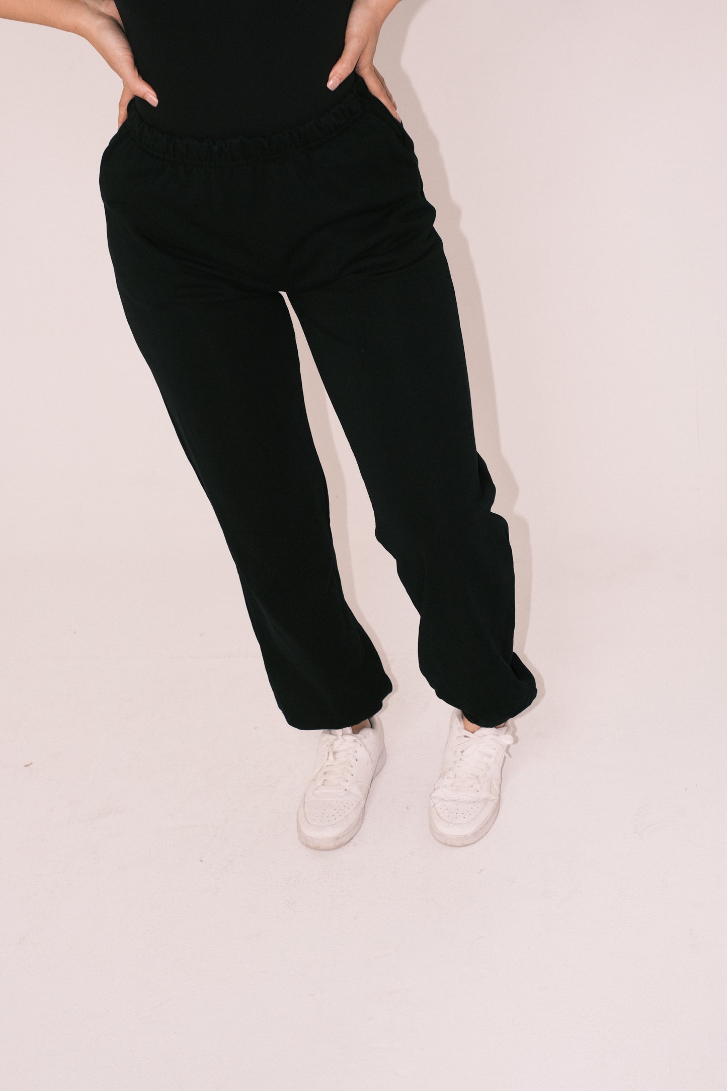 Black Olys Sweatpants